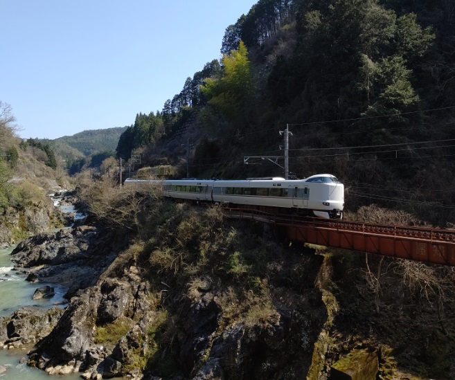 化石が発見された川代渓谷を体感 川代恐竜街道サイクリングロード 完成 丹波地域恐竜化石フィールドミュージアム